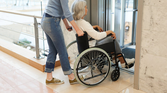 How to Choose a Wheelchair for an Aging Parent